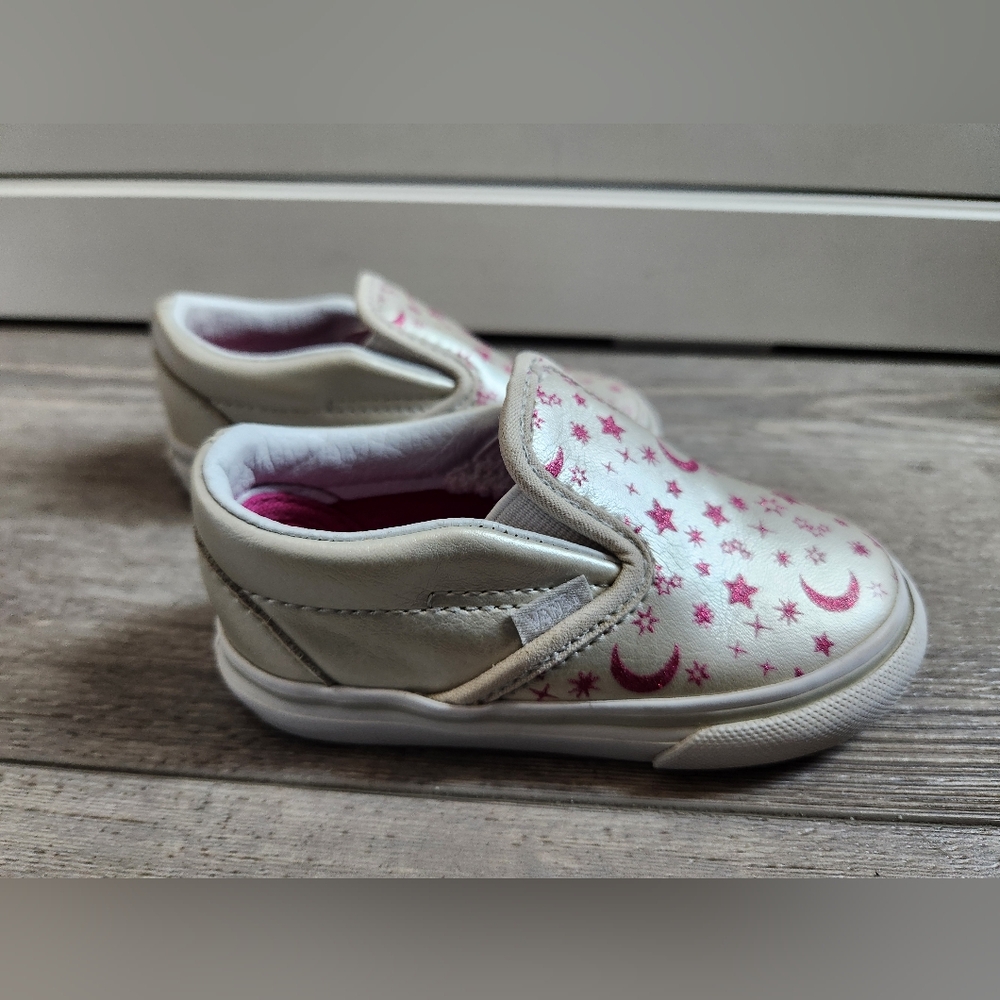 Vans Kids Sneakers - White and Pink Starry Design - Picture 4 of 6